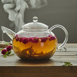 glass kettle of fumitory tea