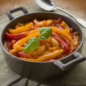 a pot full of the Spanish dish named pisto